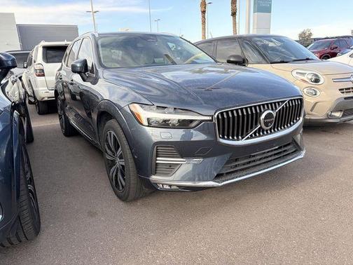 Denim Blue Metallic 2023 Volvo XC60 B5 Plus Bright Theme