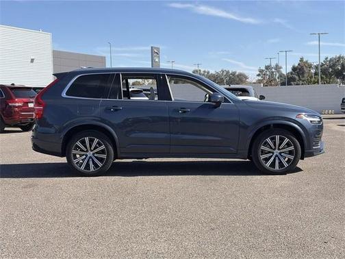 2023 Volvo XC90 B6 Core