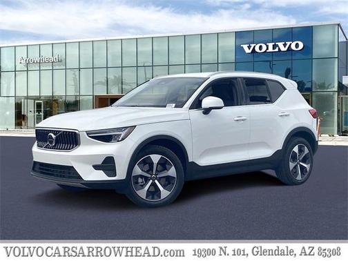 2025 Volvo XC40 B5 Core Bright Theme