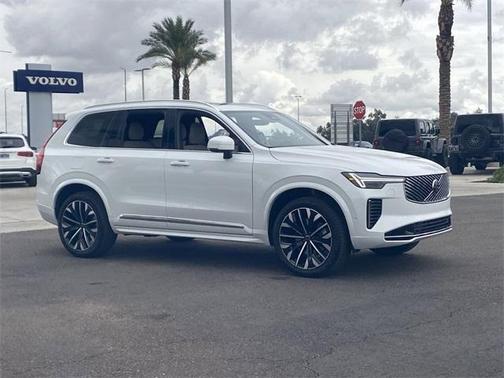 2026 Volvo XC90 B6 Plus 7-Seater