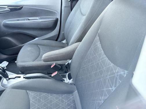 Toasted Marshmallow Metallic 2020 Chevrolet Spark 1LT