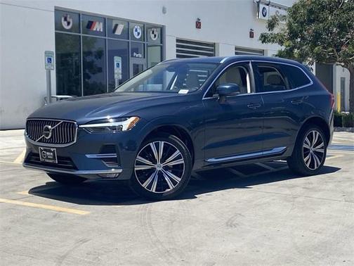 2023 Volvo XC60 B5 Plus Bright Theme