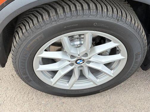 Jet Black 2021 BMW X5 sDrive40i