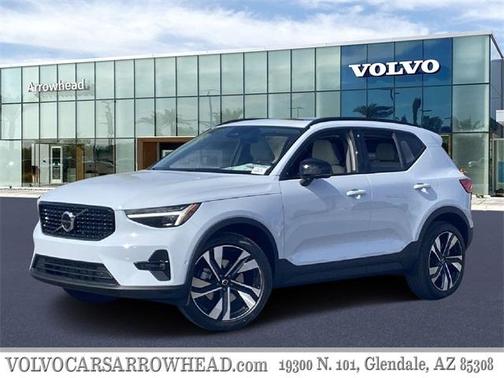 2026 Volvo XC40 B5 Ultra