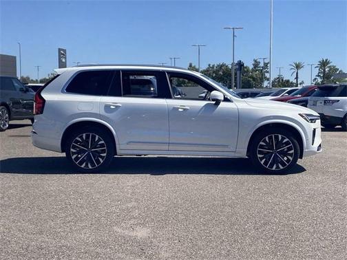 2026 Volvo XC90 B6 Plus 6-Seater