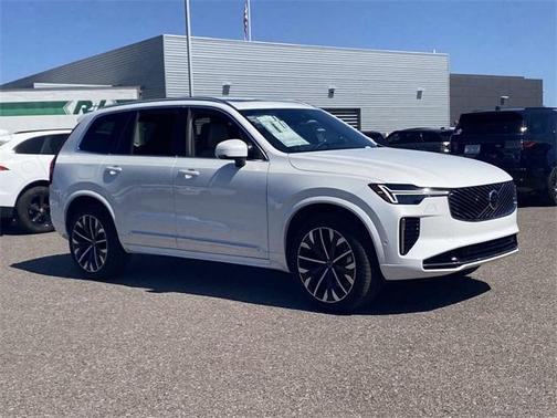 2026 Volvo XC90 B6 Plus 6-Seater