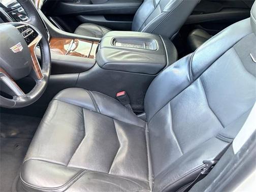 2015 Cadillac Escalade ESV Luxury