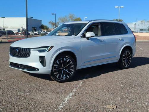 2026 Volvo XC90 B6 Ultra 7-Seater