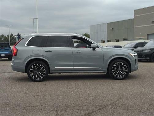 2026 Volvo XC90 B6 Plus 7-Seater