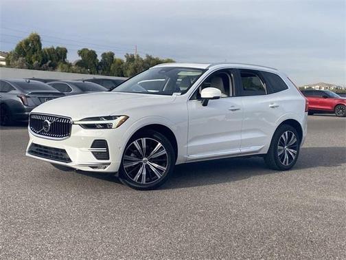 2023 Volvo XC60 B5 Plus Bright Theme