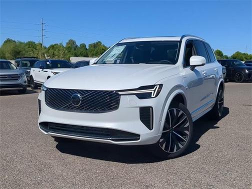 2025 Volvo XC90 Plug-In Hybrid T8 Ultra 7-Seater