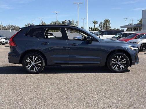 2024 Volvo XC60 B5 Core