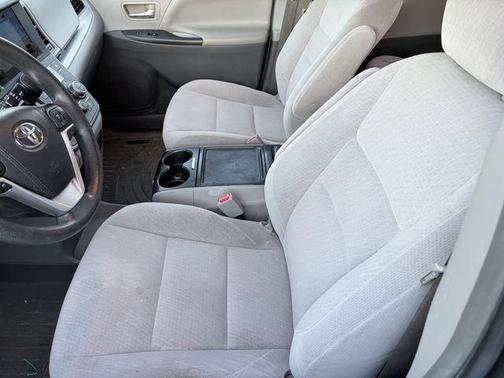 Predawn Gray Mica 2015 Toyota Sienna LE