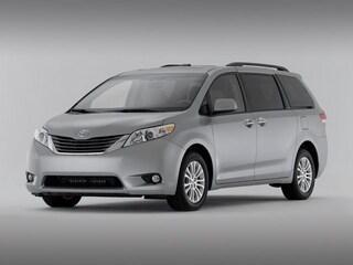 2015 Toyota Sienna LE