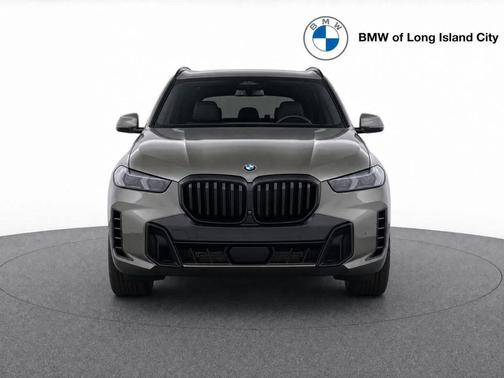 Manhattan Green Metallic 2026 BMW X5 PHEV xDrive50e