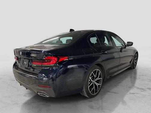 Carbon Black Metallic 2023 BMW 530 i xDrive