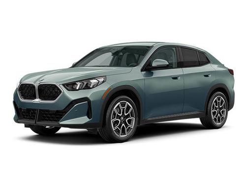 Cape York Green Metallic 2026 BMW X2 xDrive28i