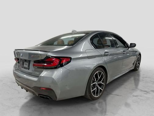 Skyscraper Gray Metallic 2023 BMW M550 i Xdrive