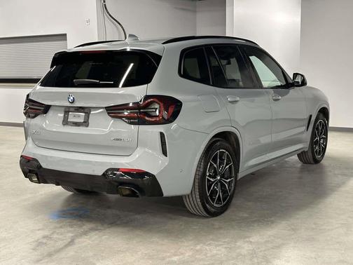Brooklyn Grey Metallic 2024 BMW X3 xDrive30i
