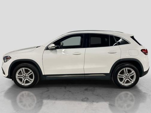 Polar White 2023 Mercedes-Benz GLA 250 Base