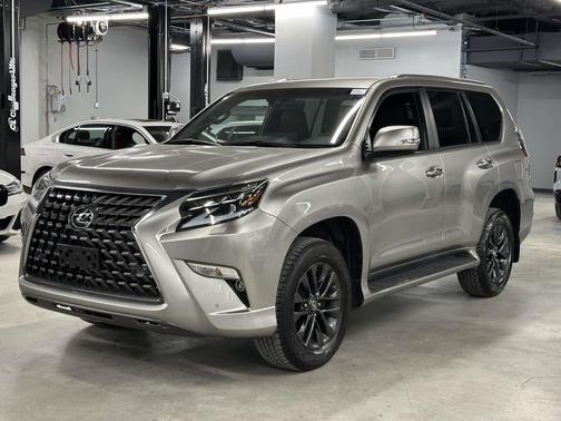Atomic Silver 2023 Lexus GX 460 Premium