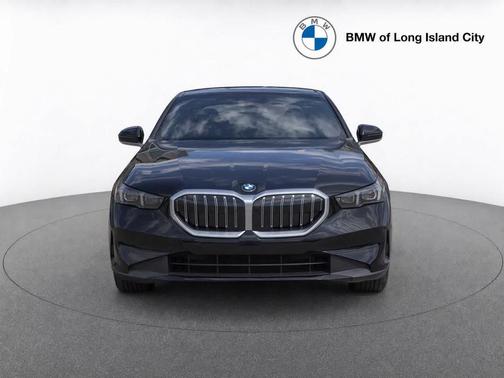 Black Sapphire Metallic 2027 BMW 530 i xDrive