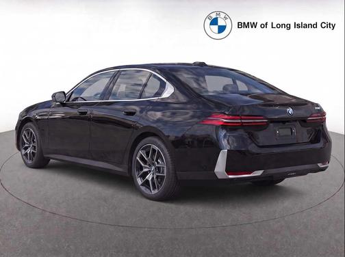 Black Sapphire Metallic 2027 BMW 530 i xDrive