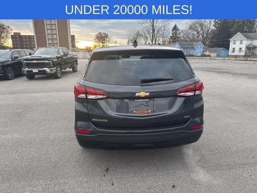 2022 Chevrolet Equinox LS