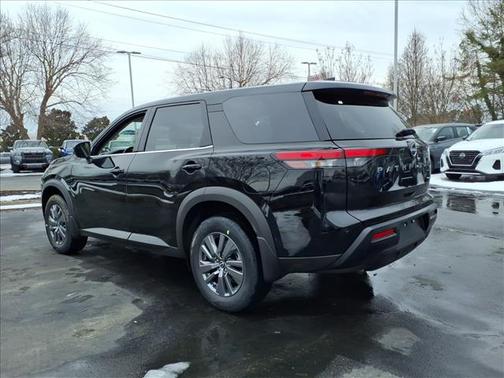 2026 Nissan Pathfinder S