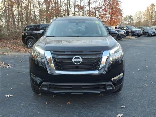 2025 Nissan Pathfinder S FWD