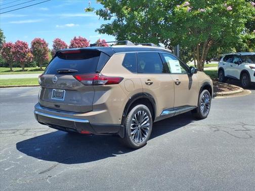 2025 Nissan Rogue Platinum