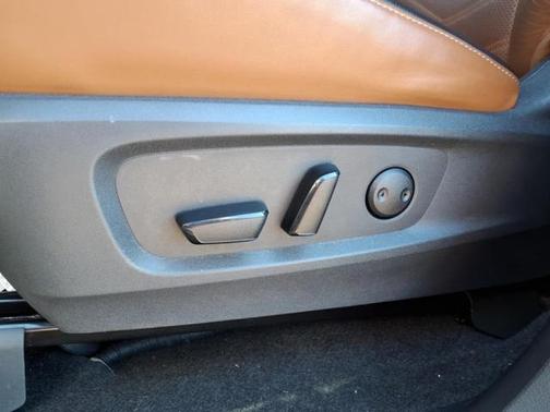 2023 Nissan Pathfinder Platinum 4WD