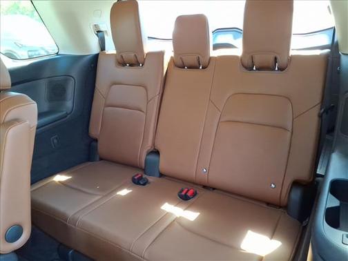 2023 Nissan Pathfinder Platinum 4WD