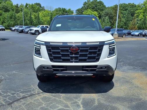 2025 Nissan Armada PRO-4X 4WD