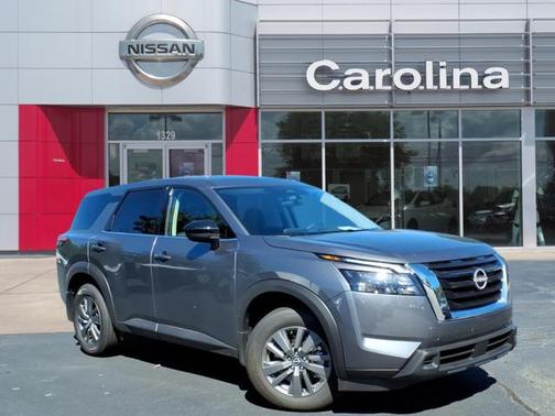 2025 Nissan Pathfinder S FWD