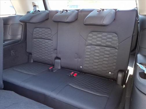 2025 Nissan Pathfinder S FWD