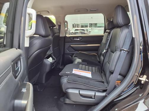 2025 Nissan Armada SV 4WD