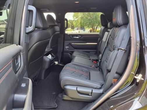 2025 Nissan Armada PRO-4X 4WD