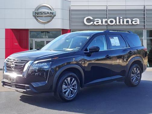 2023 Nissan Pathfinder SV FWD