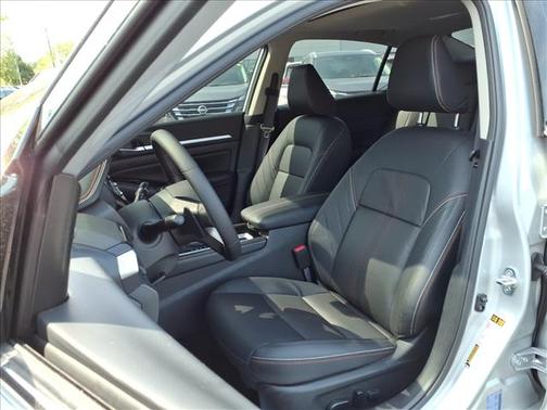 2025 Nissan Altima SR FWD