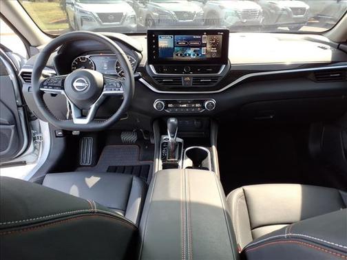 2025 Nissan Altima SR FWD
