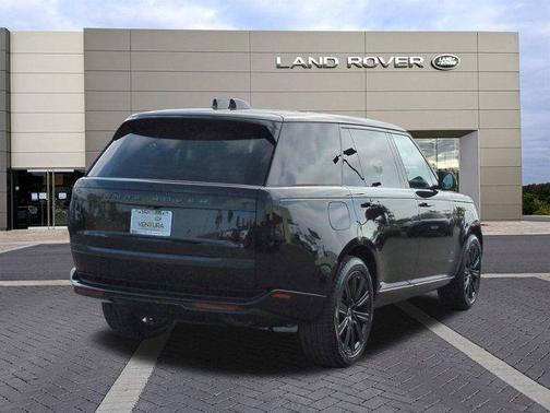 2025 Land Rover Range Rover P400 SE 7 Seat