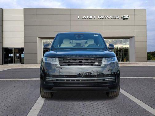2025 Land Rover Range Rover P400 SE 7 Seat