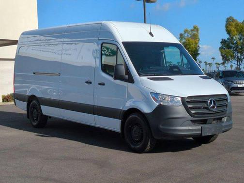 2025 Mercedes-Benz Sprinter 2500 High Roof