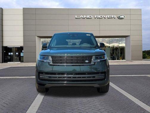 2025 Land Rover Range Rover P530 SE