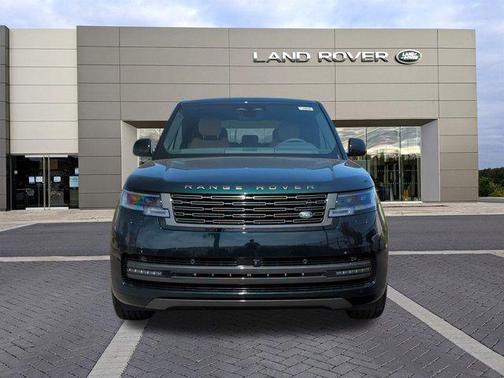 2025 Land Rover Range Rover P530 SE