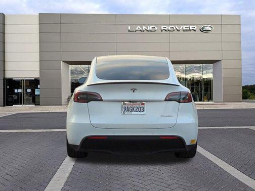 2022 Tesla Model Y Performance Dual Motor All-Wheel Drive