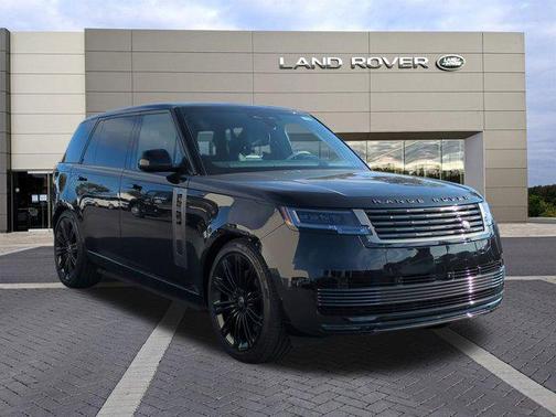 2025 Land Rover Range Rover P615 SV