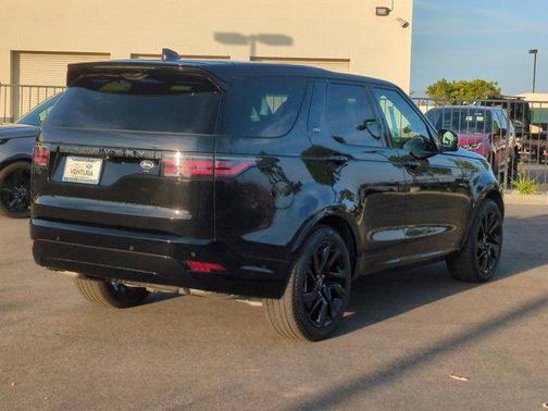 2022 Land Rover Discovery P360 HSE R-Dynamic