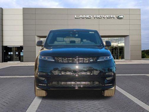 2026 Land Rover Range Rover Sport SE